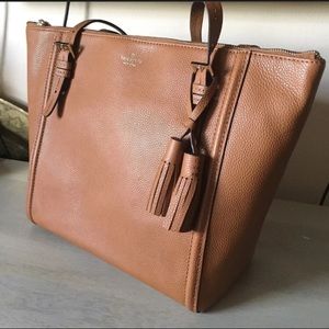 NWT ♣️♥️Kate Spade ♣️♥️Shoulder Leather bag